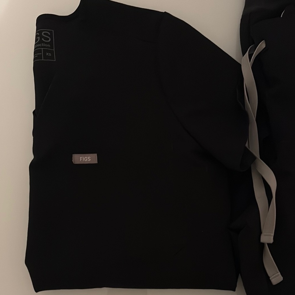 Figs Black Scrubs